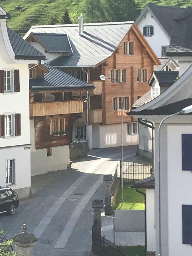 B&B Ursi Andermatt Eksteriør bilde